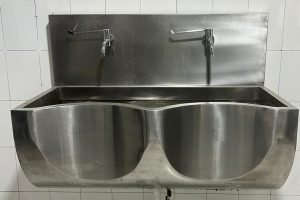 Scrub – Elbow Operating